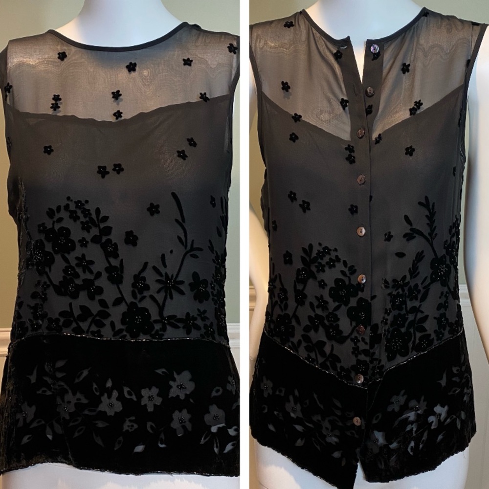 Silk Club Collection Sleeveless Button Up Silk/Rayon Sleeveless Top